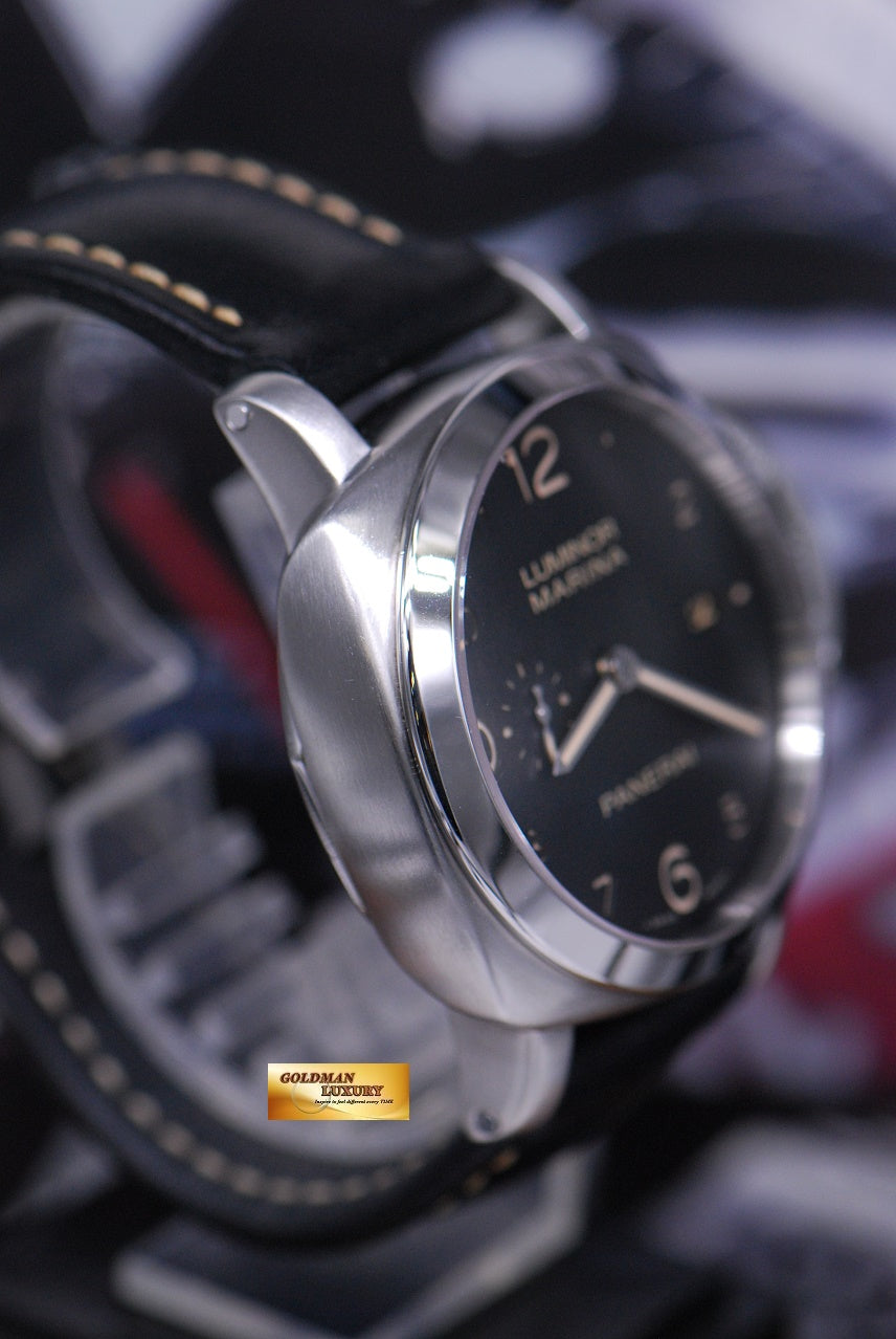 [SOLD] PANERAI LUMINOR MARINA 44mm ARABIC NUMERAL AUTOMATIC PAM 359 (MINT)