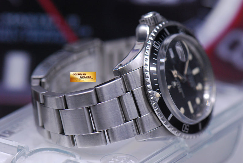products/GML1846_-_Rolex_Oyster_Vintage_Red_Submariner_1680_Mark_VI_Dial_-_6.JPG