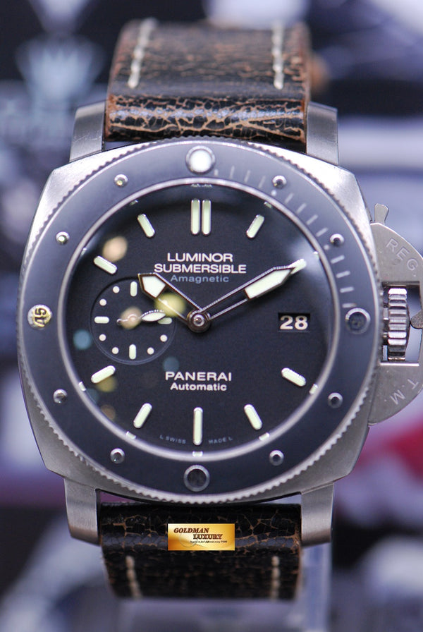 [SOLD] PANERAI LUMINOR SUBMERSIBLE TITANIUM 47mm ANTI-MAGNETIC AUTOMATIC PAM 389 (MINT)