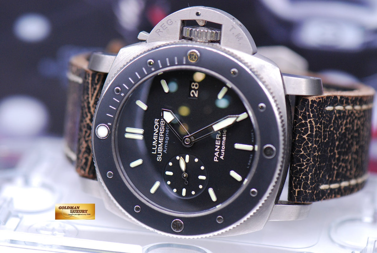 [SOLD] PANERAI LUMINOR SUBMERSIBLE TITANIUM 47mm ANTI-MAGNETIC AUTOMATIC PAM 389 (MINT)