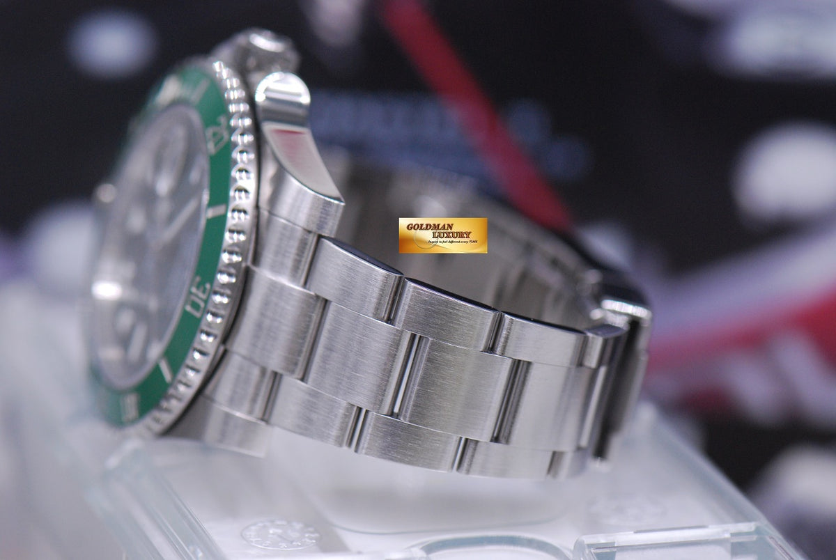 [SOLD] ROLEX OYSTER PERPETUAL SUBMARINER GREEN HULK 116610LV (MINT)