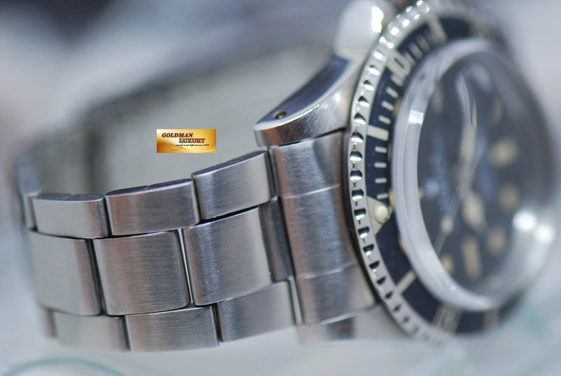 products/GML1894_-_Rolex_Oyster_Vintage_Red_Submariner_Mark_6_Dial_Aging_1680_-_6.JPG