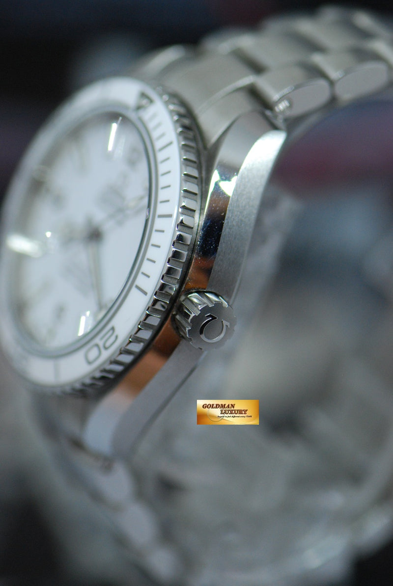 products/GML1918_-_Omega_Seamaster_Planet_Ocean_Co-axial_42mm_White_-_3.JPG