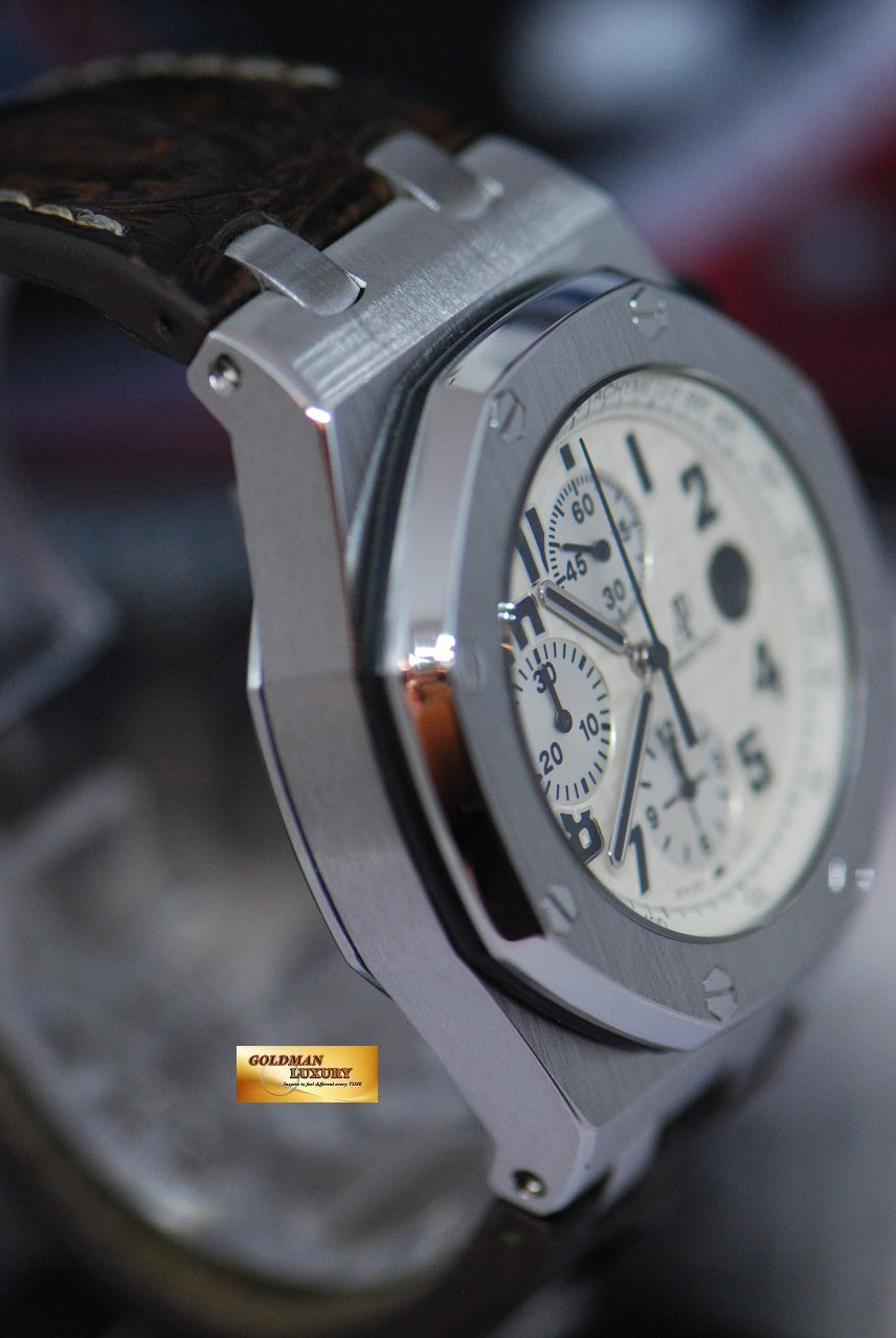 [SOLD] AUDEMARS PIGUET ROYAL OAK OFFSHORE CHRONOGRAPH 42mm SAFARI 26020ST (MINT)