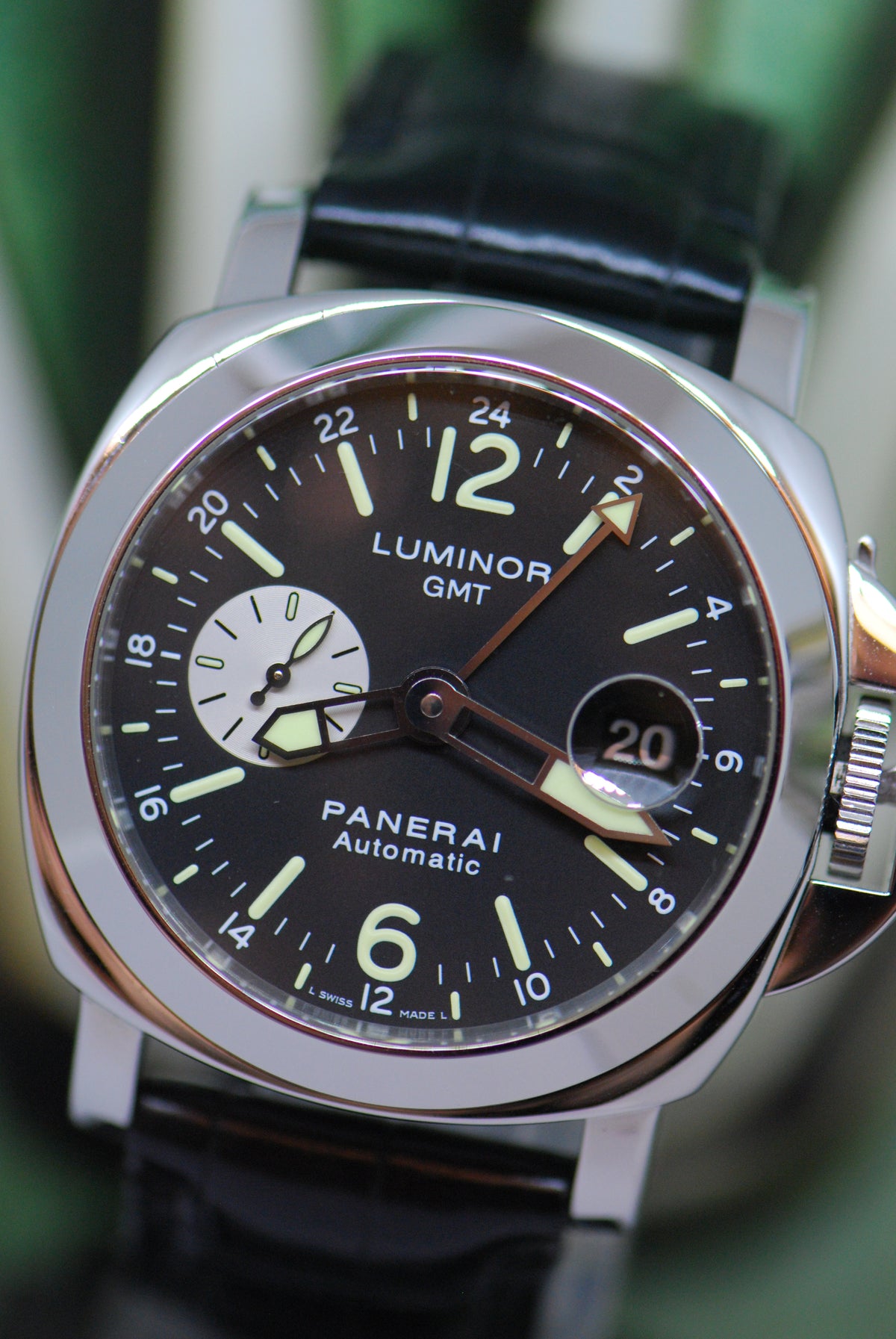 [SOLD] PANERAI LUMINOR GMT 44mm AUTOMATIC PAM 88 (MINT)