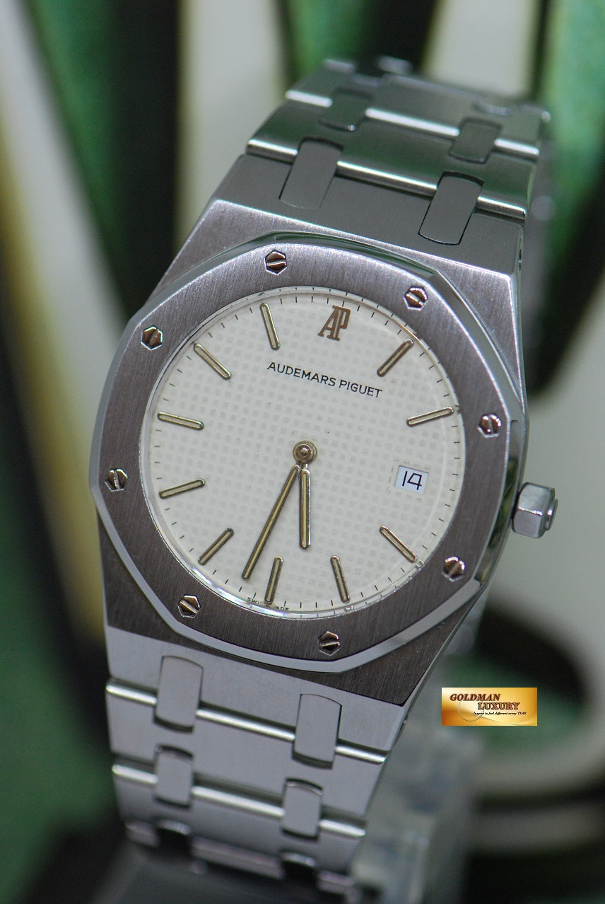 [SOLD] AUDEMARS PIGUET ROYAL OAK 33mm QUARTZ WHITE 56175ST (NEAR MINT)