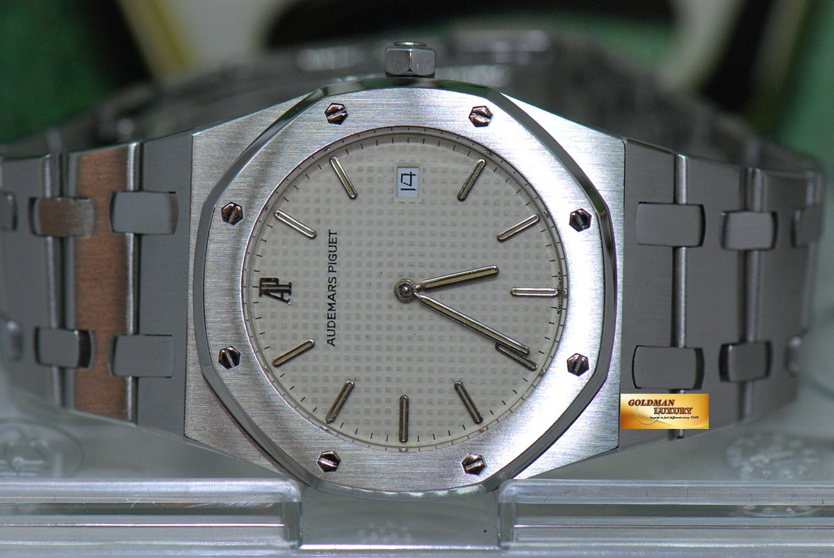 [SOLD] AUDEMARS PIGUET ROYAL OAK 33mm QUARTZ WHITE 56175ST (NEAR MINT)