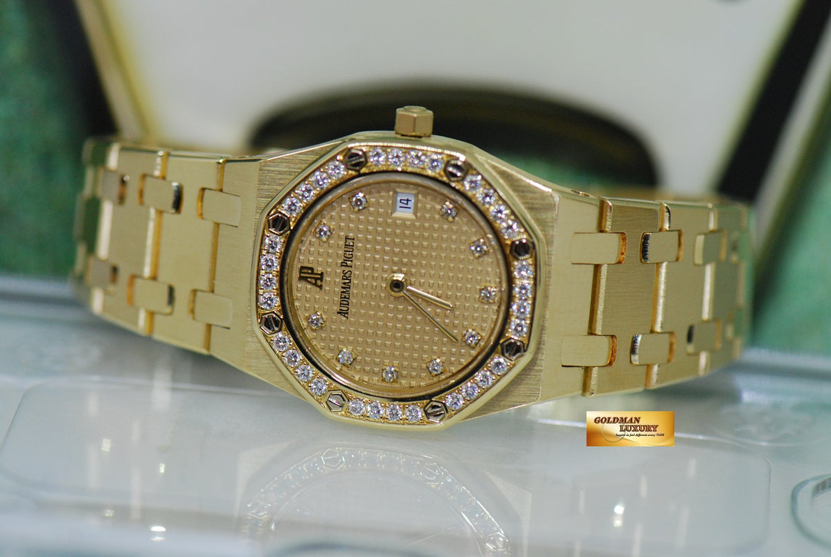 [SOLD] AUDEMARS PIGUET ROYAL OAK 18K YELLOW GOLD DIAMOND DIAL & BEZEL 24mm LADIES QUARTZ (NEAR MINT)