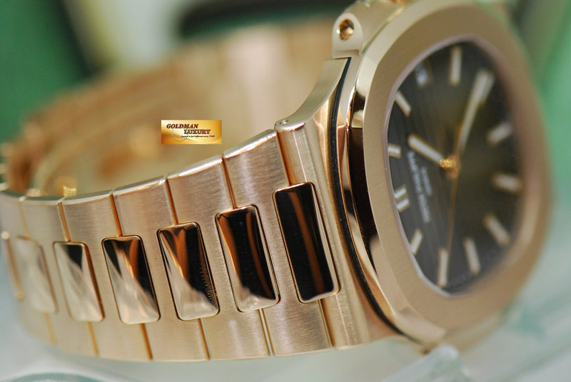 products/GML2014_-_Patek_Philippe_Nautilus_18K_Rose_Gold_Automatic_5711R_-_6.JPG