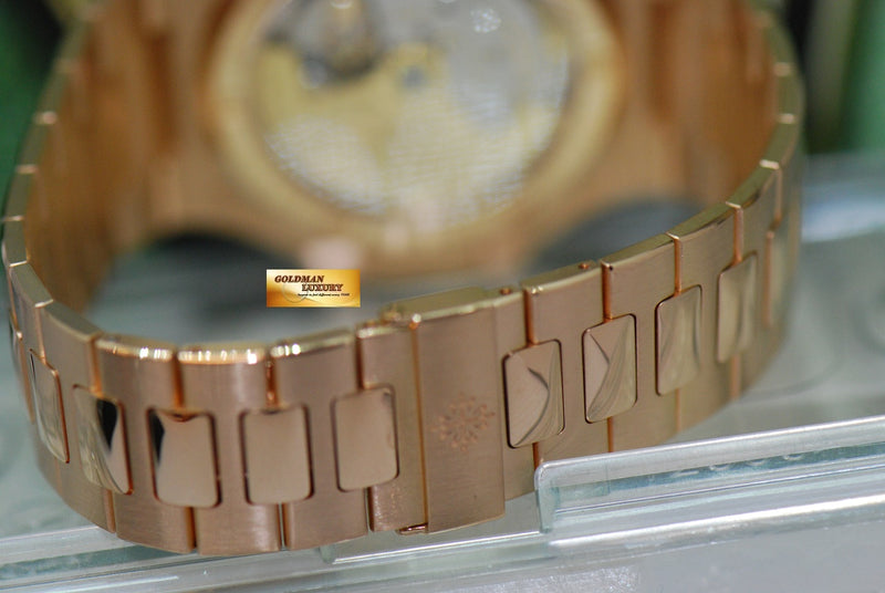 products/GML2014_-_Patek_Philippe_Nautilus_18K_Rose_Gold_Automatic_5711R_-_9.JPG