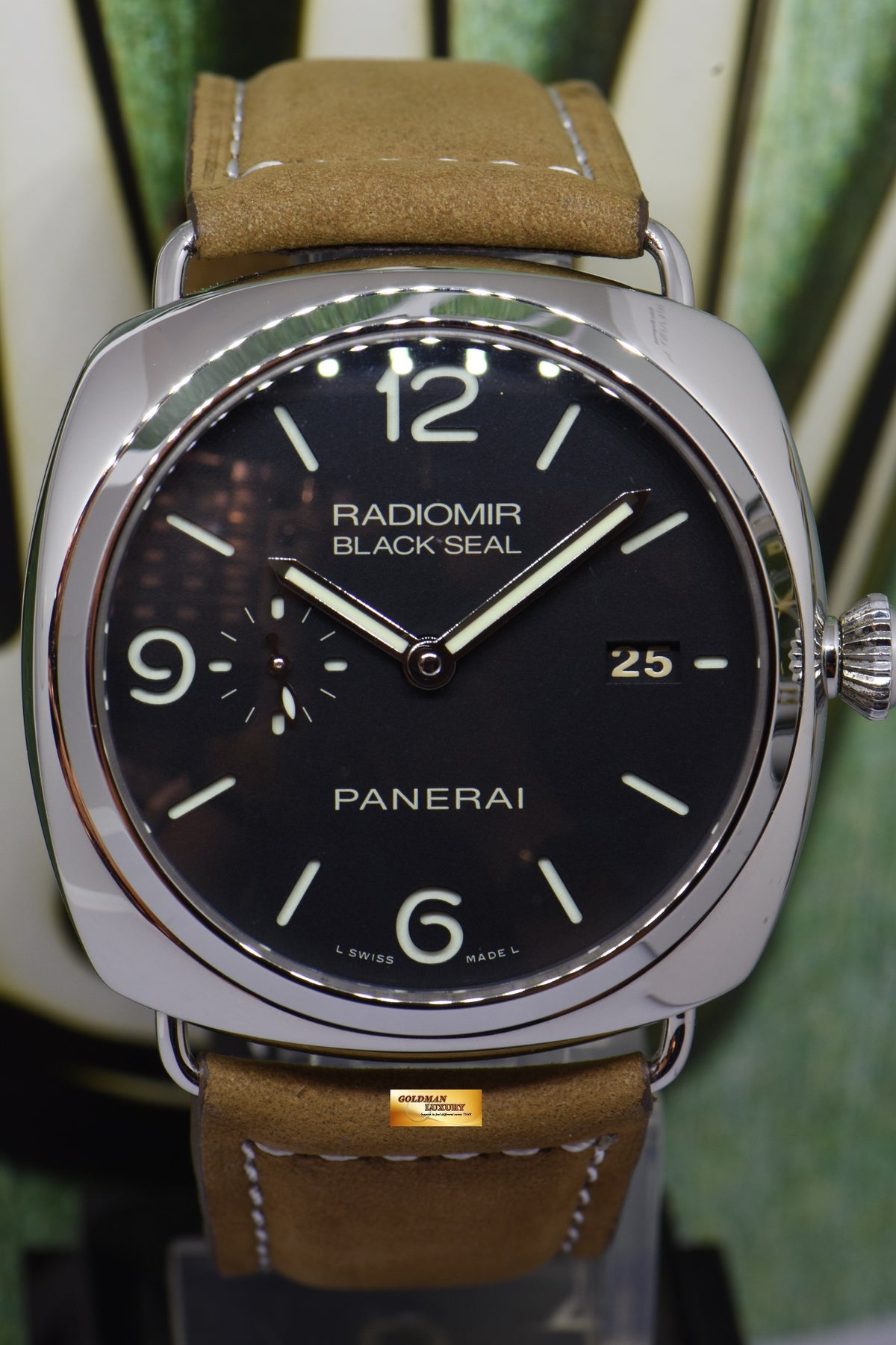 [SOLD] PANERAI RADIOMIR BLACK SEAL 45mm IN-HOUSE P.9000 AUTOMATIC PAM 388 (MINT)