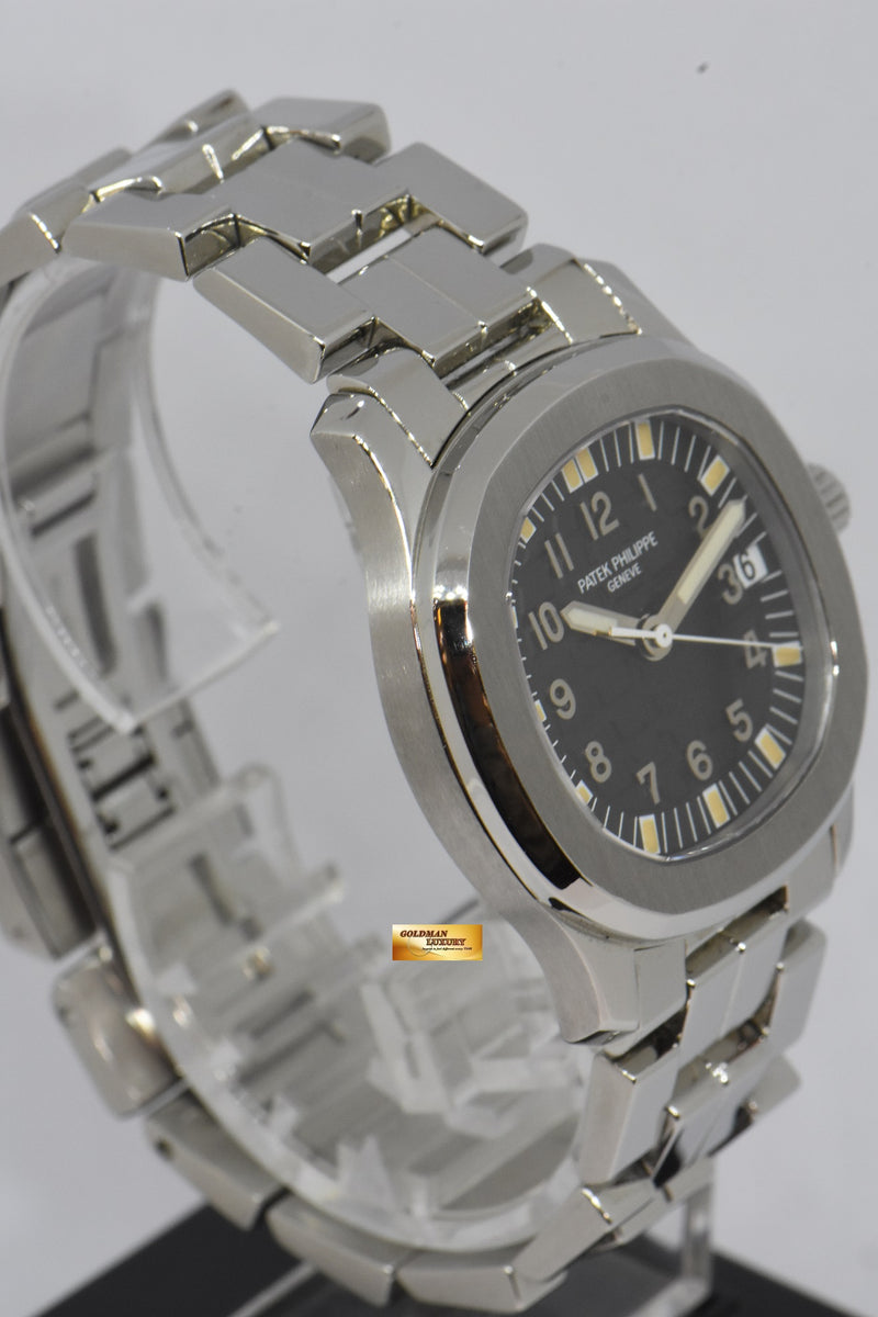 products/GML2076_-_Patek_Philippe_Aquanaut_Steel_in_Bracelet_36mm_Automatic_5066A_-_4.JPG