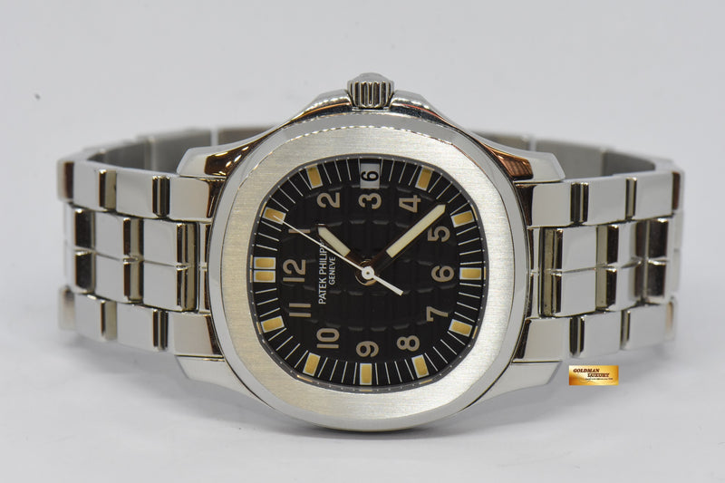 products/GML2076_-_Patek_Philippe_Aquanaut_Steel_in_Bracelet_36mm_Automatic_5066A_-_5.JPG