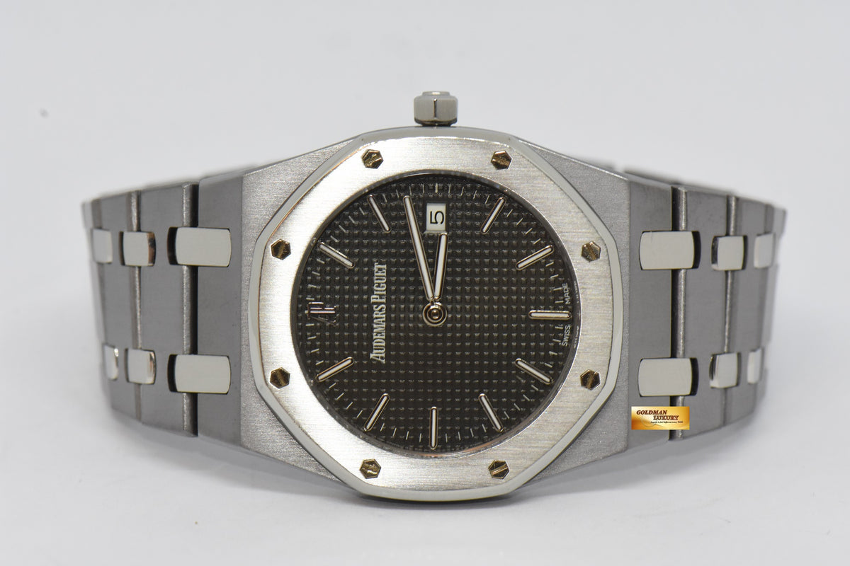 [SOLD] AUDEMARS PIGUET ROYAL OAK CHAMPIONSHIP 33mm MIDSIZE TANTALUM DARK GREY DIAL QUARTZ 56175TT (MINT)