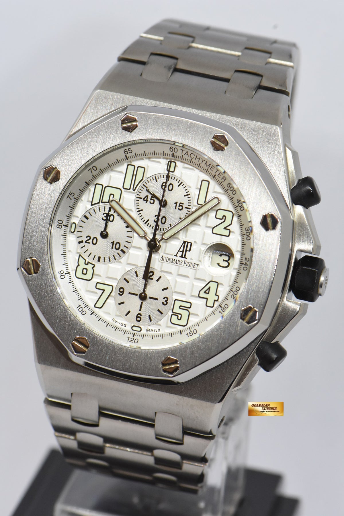 [SOLD] AUDEMARS PIGUET ROYAL OAK OFFSHORE CHRONOGRAPH 42mm TITANIUM IN BRACELET AUTOMATIC 25721Ti (MINT)