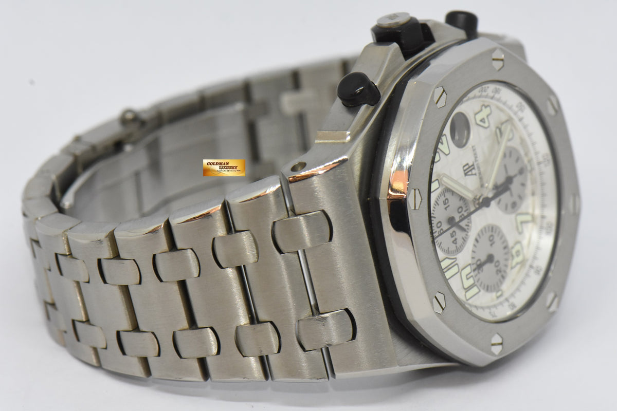 [SOLD] AUDEMARS PIGUET ROYAL OAK OFFSHORE CHRONOGRAPH 42mm TITANIUM IN BRACELET AUTOMATIC 25721Ti (MINT)