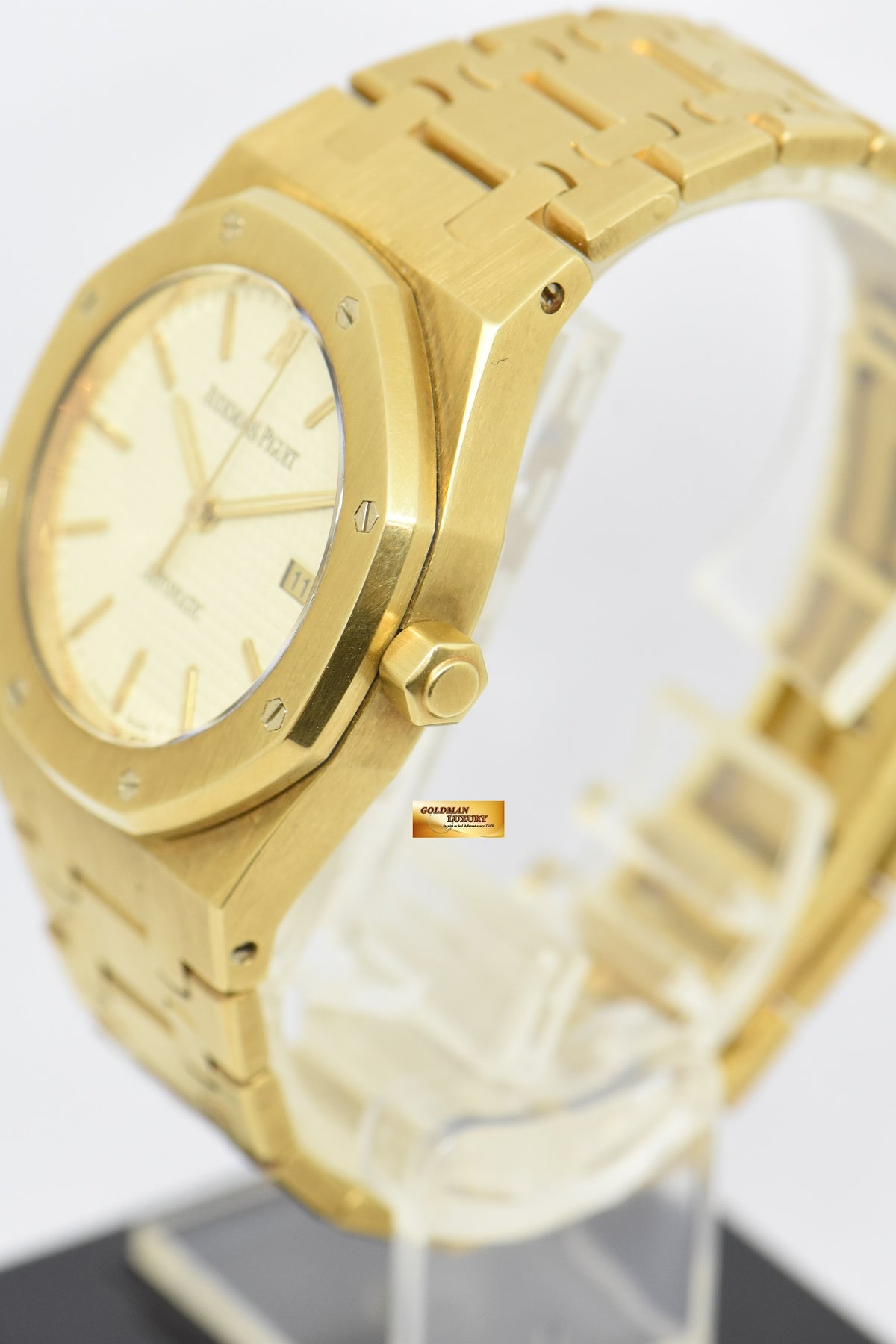 [SOLD] AUDEMARS PIGUET ROYAL OAK 33mm 18K YELLOW GOLD AUTOMATIC 14790BA (MINT)