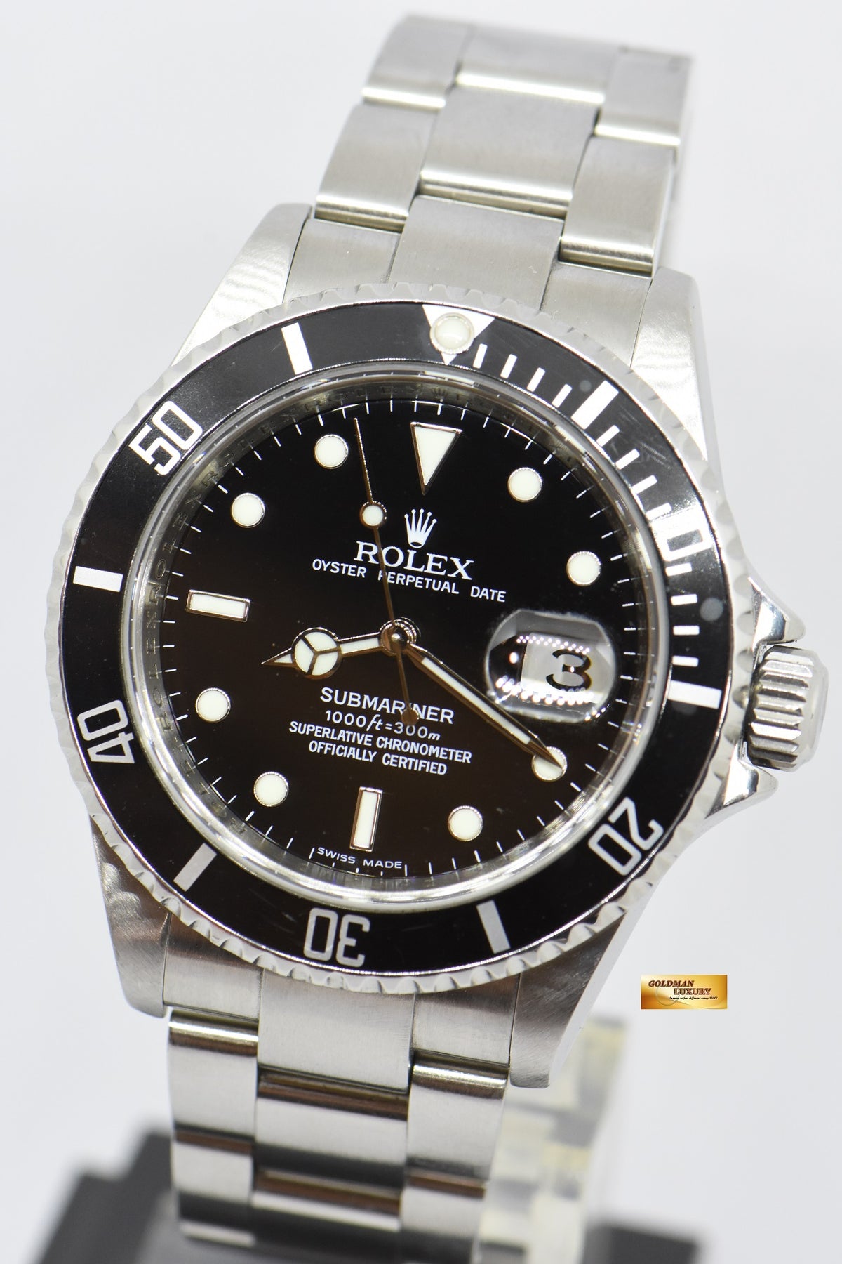 [SOLD] ROLEX OYSTER PERPETUAL SUBMARINER 40mm BLACK 16610 (CHAPTERING) (MINT)