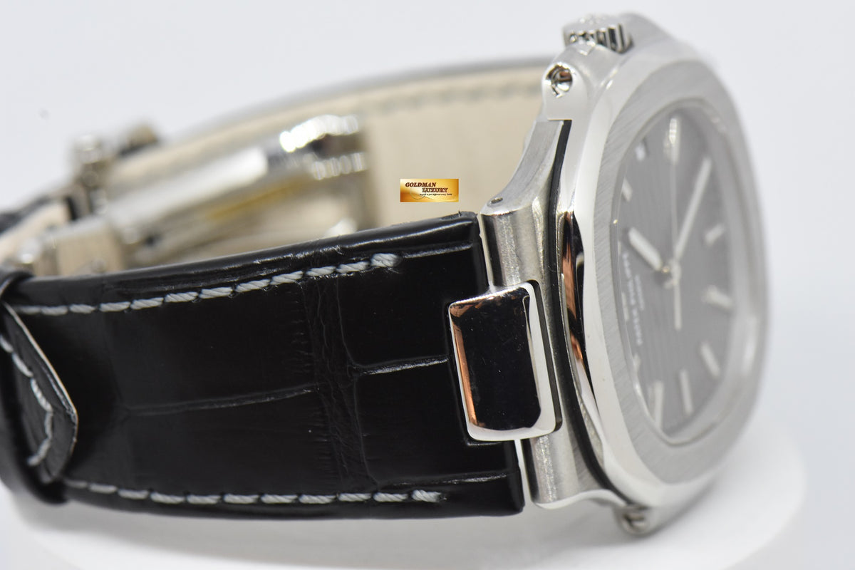 [SOLD] PATEK PHILIPPE NAUTILUS 40mm 18K WHITE GOLD GREY DIAL AUTOMATIC 5711/1G (MINT)