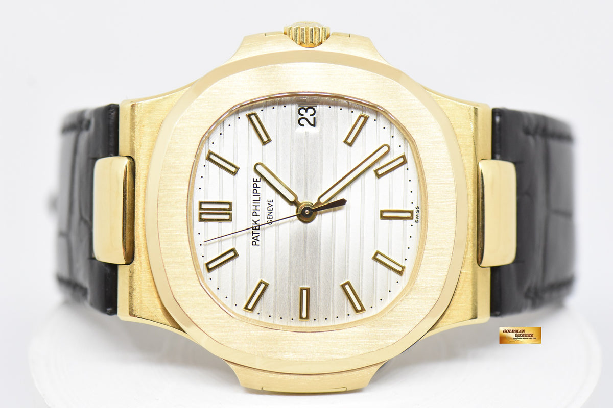 [SOLD] PATEK PHILIPPE NAUTILUS 40mm 18K YELLOW GOLD SILVER DIAL AUTOMATIC 5711/1J (MINT)