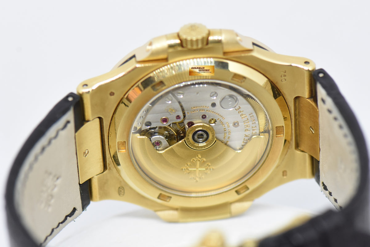 [SOLD] PATEK PHILIPPE NAUTILUS 40mm 18K YELLOW GOLD SILVER DIAL AUTOMATIC 5711/1J (MINT)