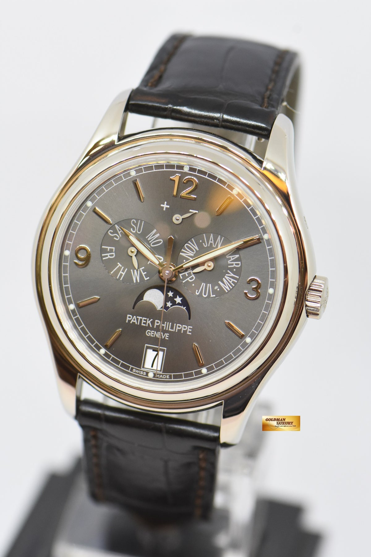 [SOLD] PATEK PHILIPPE COMPLICATIONS ANNUAL CALENDAR MOON-PHASE w/ POWER RESERVE 18K ROSE GOLD AUTOMATIC 5146G (MINT)