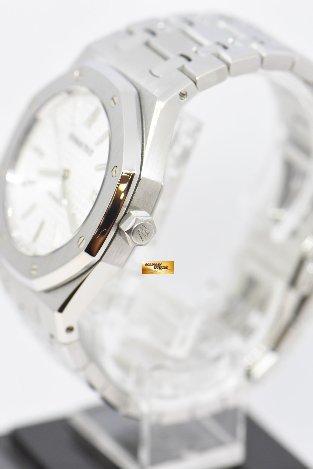 [SOLD] AUDEMARS PIGUET ROYAL OAK 39mm STEEL IN BRACELET WHITE AUTOMATIC 15300ST (MINT) (UNPOLISHED)