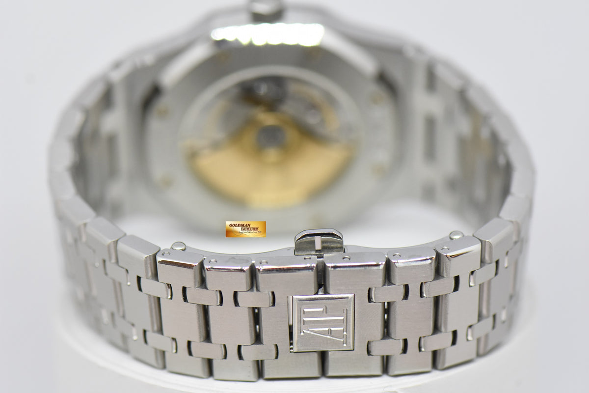 [SOLD] AUDEMARS PIGUET ROYAL OAK 39mm STEEL IN BRACELET WHITE AUTOMATIC 15300ST (MINT) (UNPOLISHED)