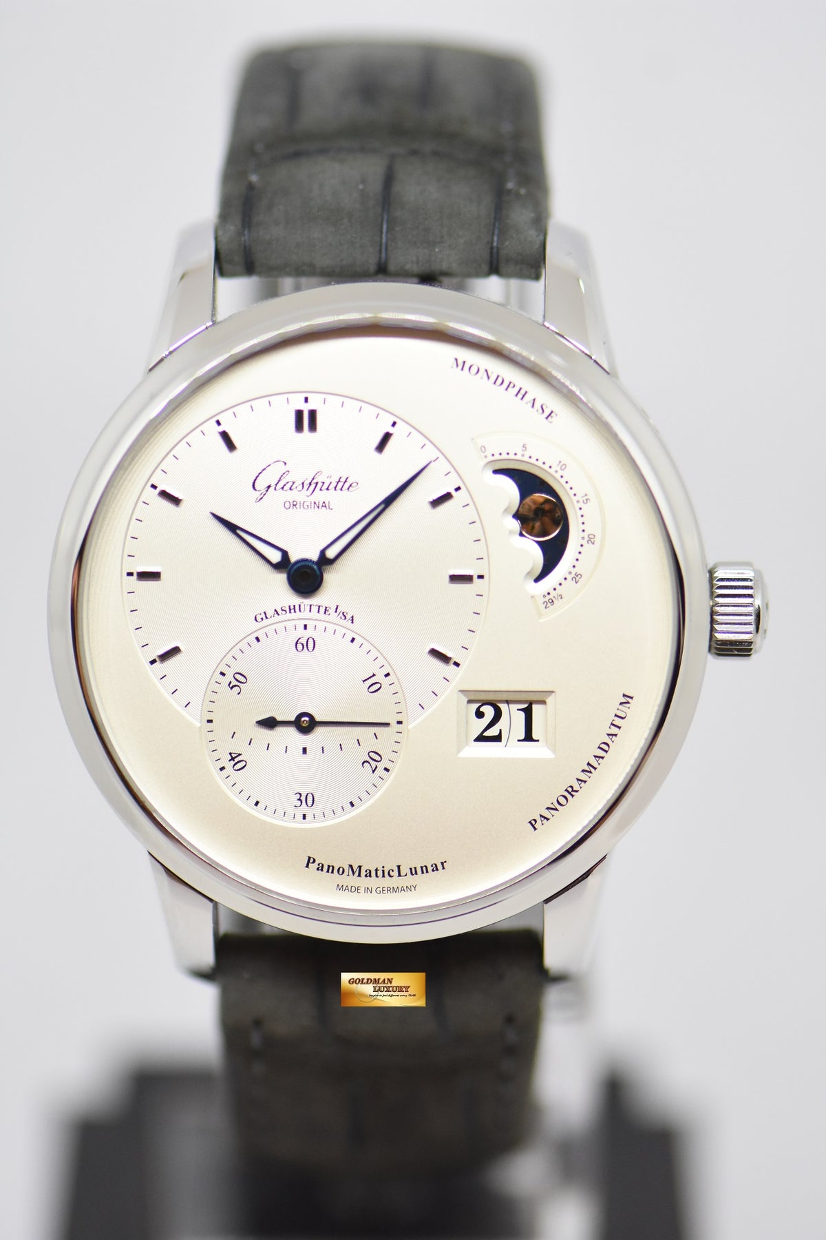 [SOLD] GLASHUTTE ORIGINAL PANOMATICLUNAR MOONPHASE 40mm AUTOMATIC (MINT)