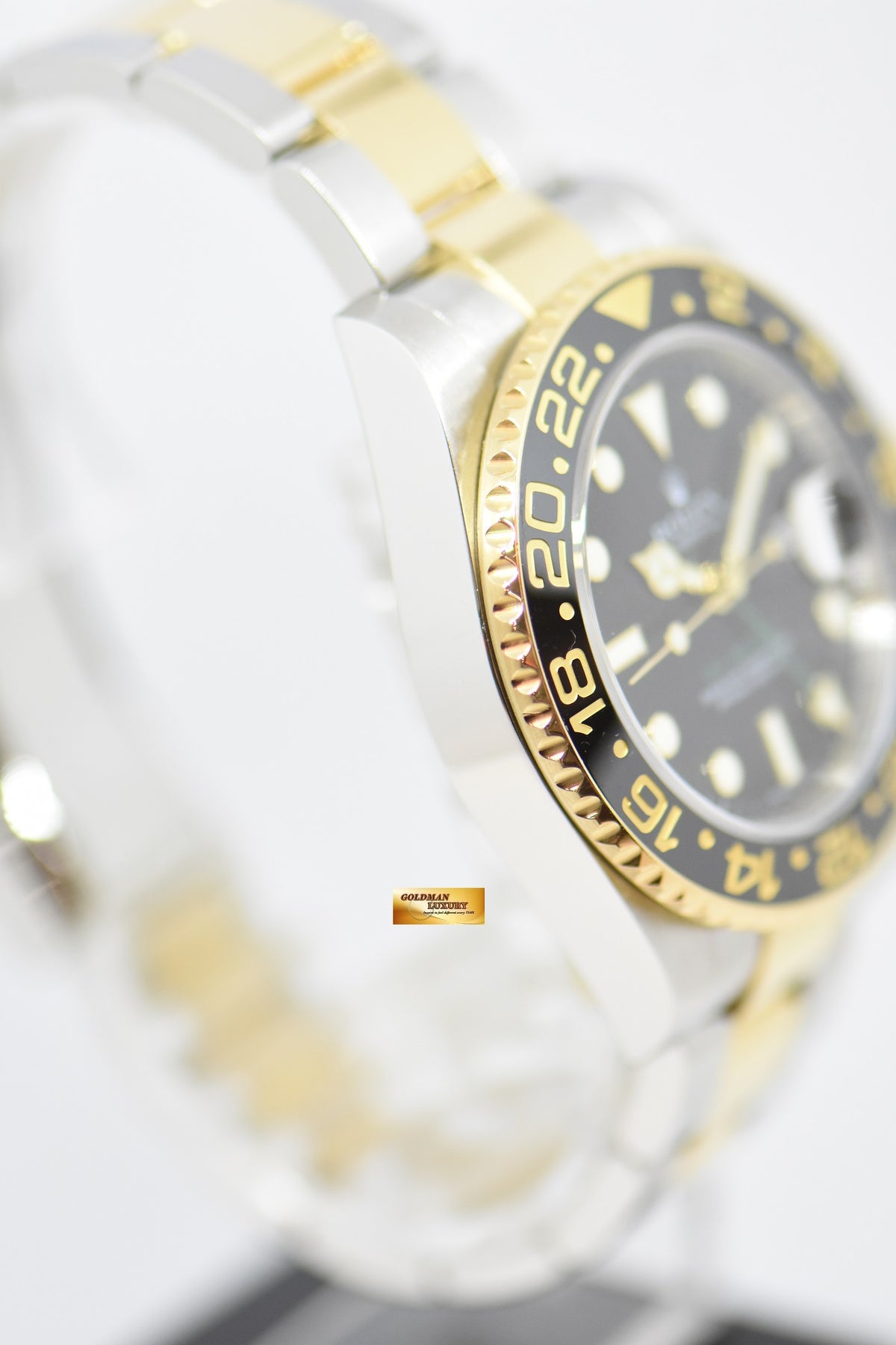 [SOLD] ROLEX OYSTER PERPETUAL GMT-MASTER II HALF-GOLD CERAMIC BLACK AUTOMATIC 116713LN (MINT)