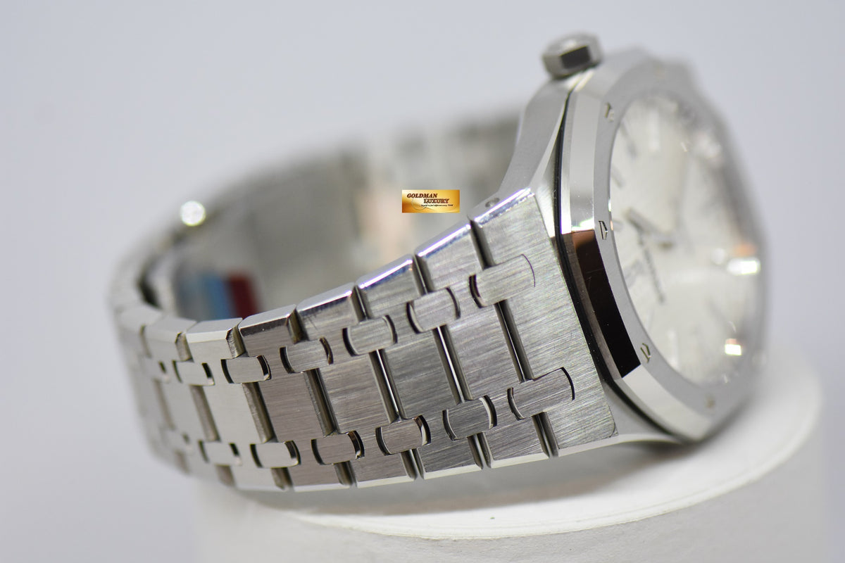 [SOLD] AUDEMARS PIGUET ROYAL OAK 41mm STEEL IN BRACELET WHITE AUTOMATIC 15400ST (MINT) (UNPOLISHED)