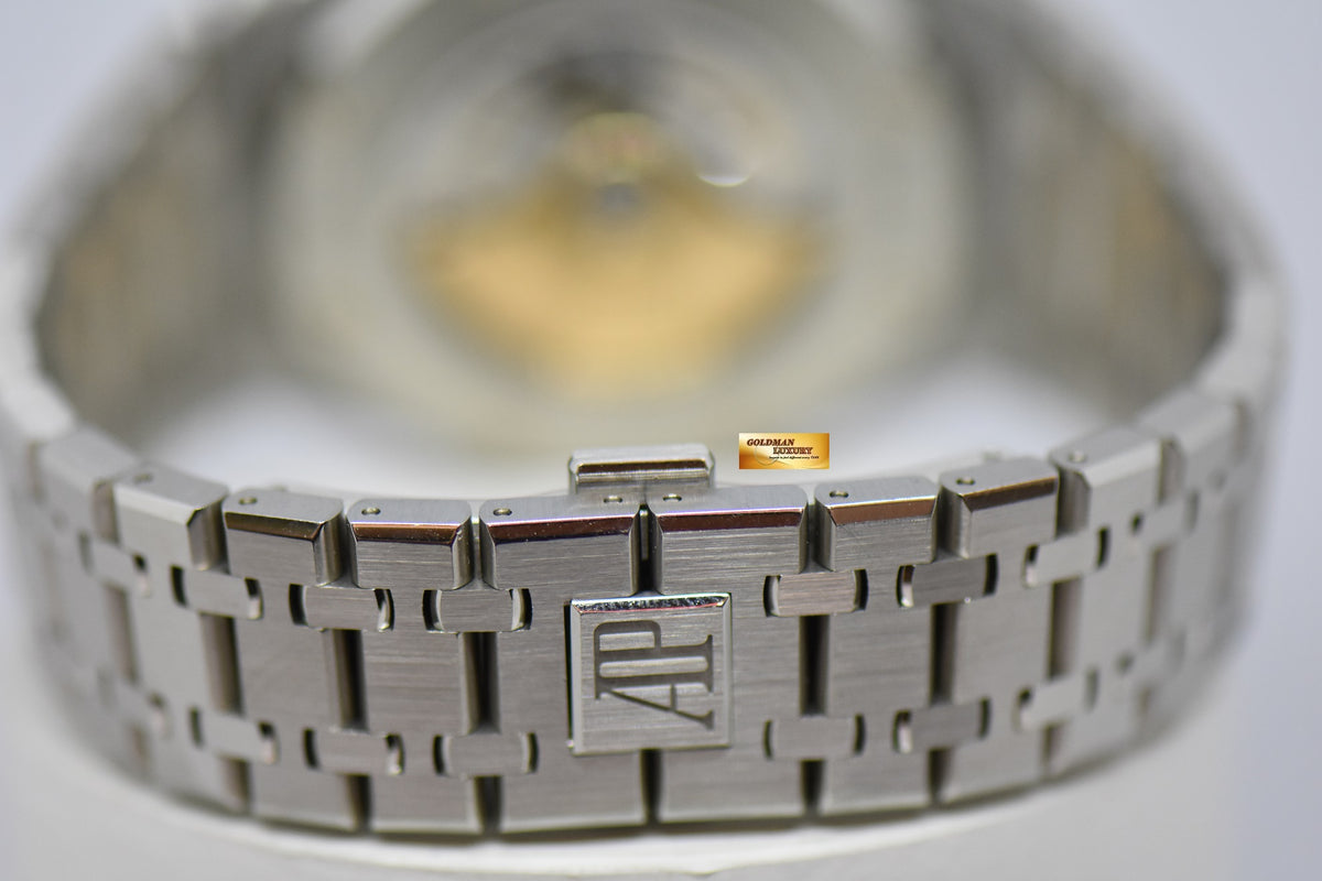 [SOLD] AUDEMARS PIGUET ROYAL OAK 41mm STEEL IN BRACELET WHITE AUTOMATIC 15400ST (MINT) (UNPOLISHED)