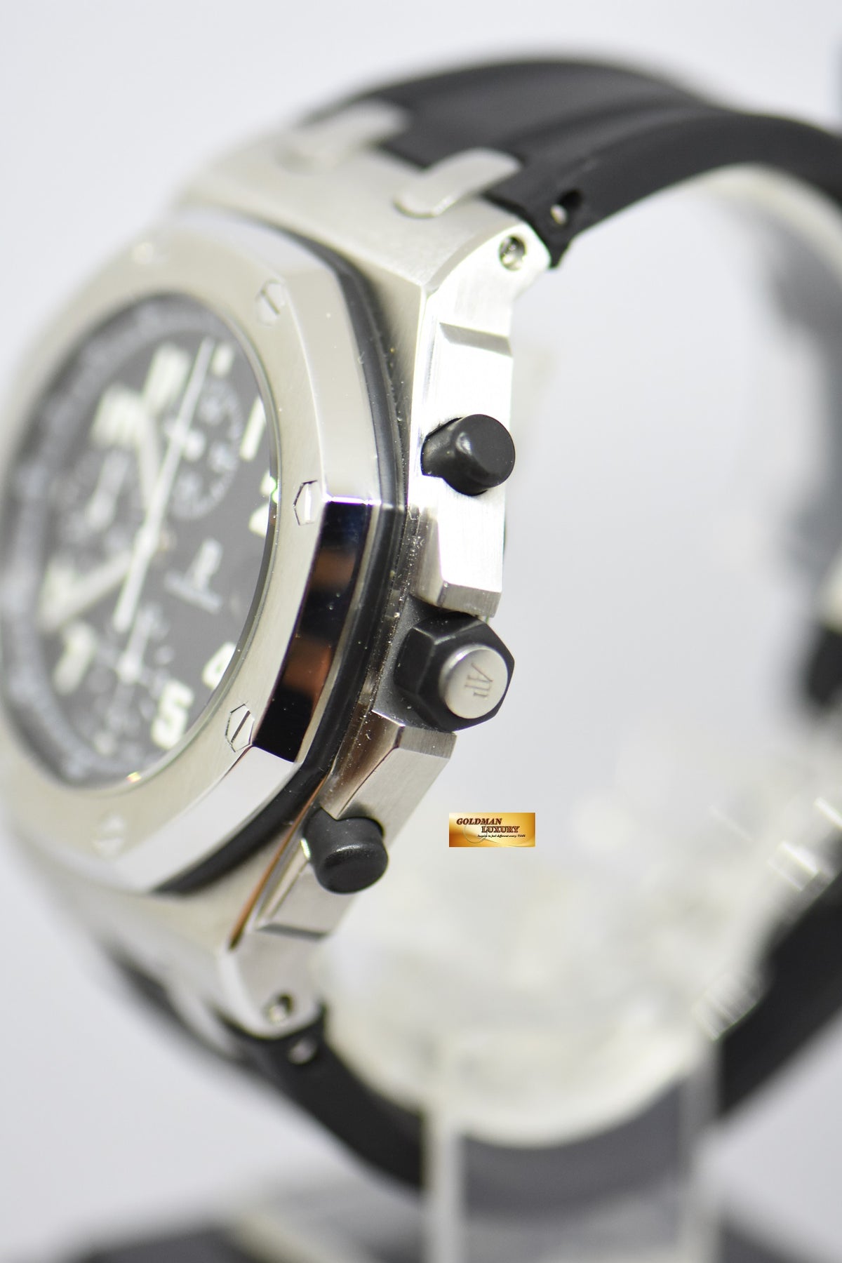 [SOLD] AUDEMARS PIGUET ROYAL OAK OFFSHORE CHRONOGRAPH 42mm BLACK THEME 26020ST (MINT)