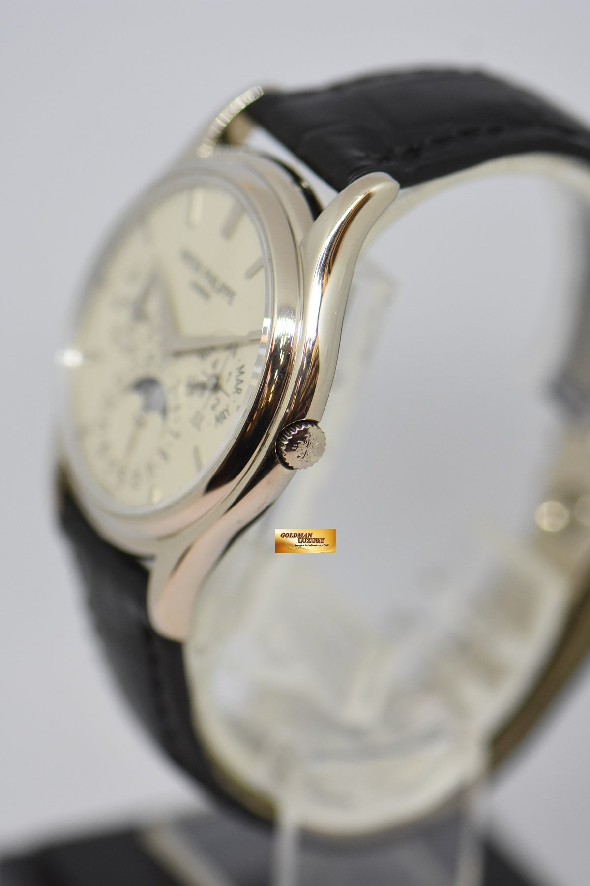 [SOLD] PATEK PHILIPPE PERPETUAL CALENDAR MOONPHASE 37mm 18K WHITE GOLD 5140G (MINT)