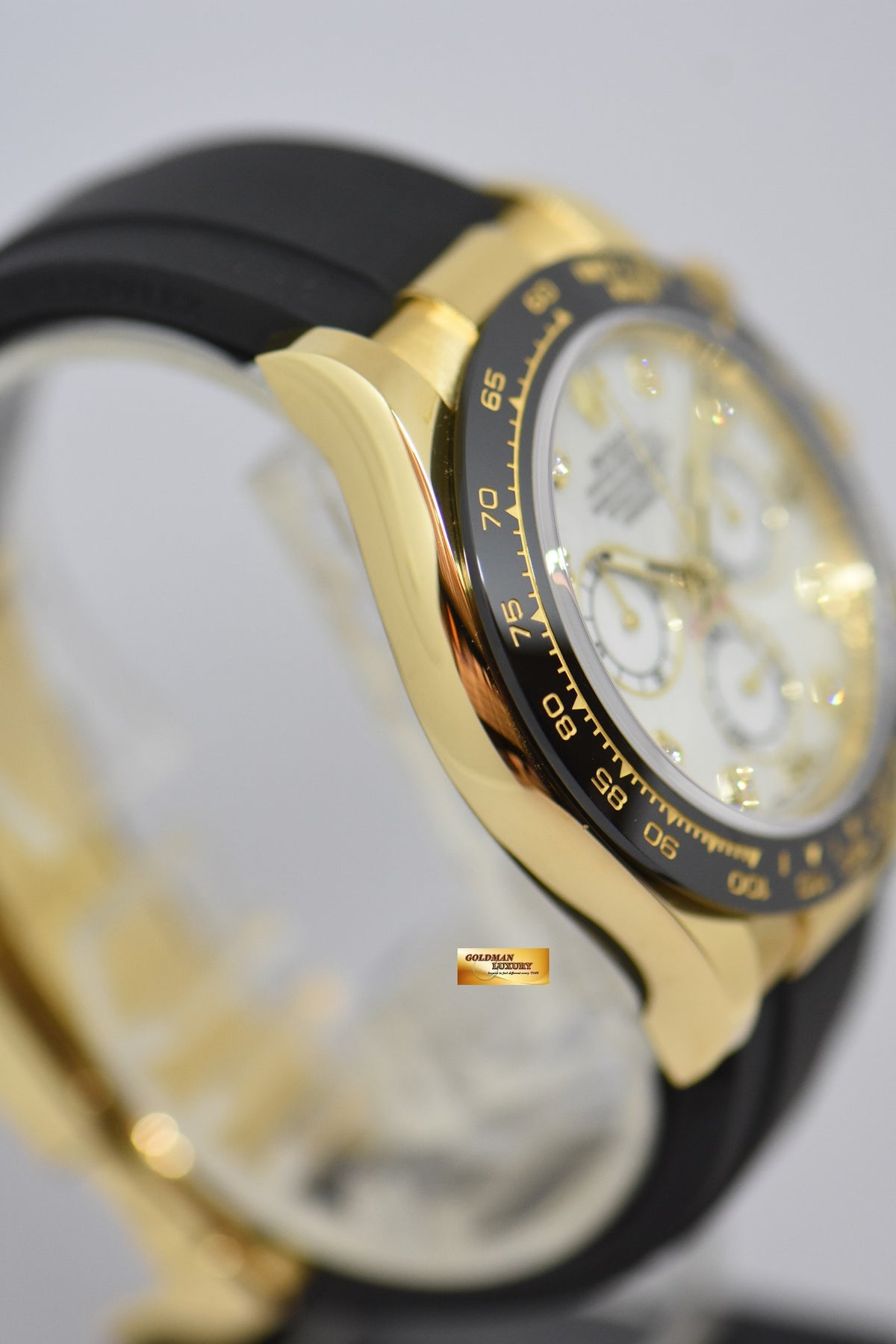 [SOLD] ROLEX OYSTER PERPETUAL DAYTONA YELLOW GOLD IN RUBBER STRAP MOP DIAMOND DIAL 116518LN (NEW-UNWORN)