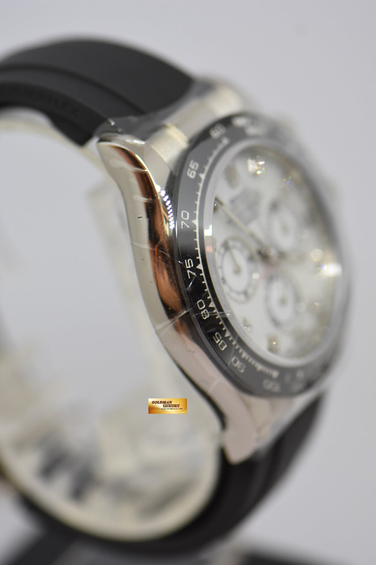 [SOLD] ROLEX OYSTER PERPETUAL DAYTONA WHITE GOLD IN RUBBER STRAP MOP DIAMOND DIAL 116519LN (NEW-UNWORN)