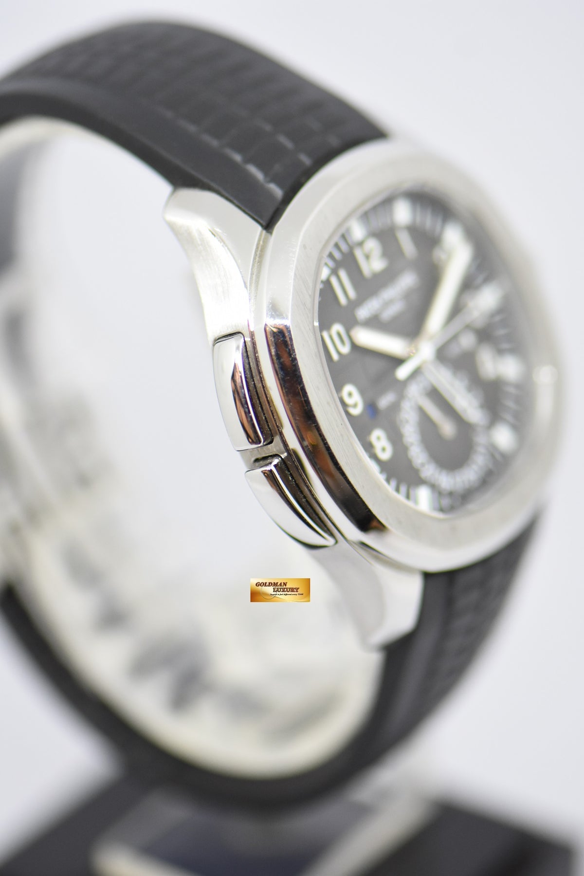 [SOLD] PATEK PHILIPPE AQUANAUT TRAVEL TIME 40.8mm STEEL IN RUBBER 5164A AUTOMATIC (MINT)