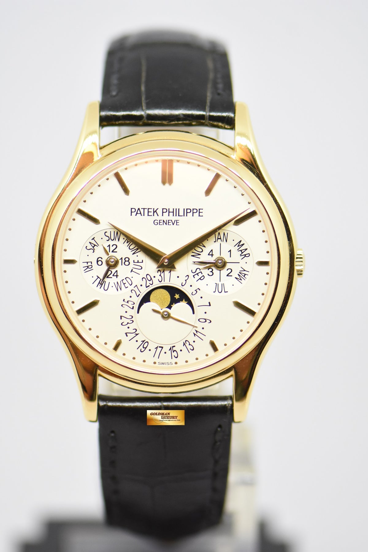 [SOLD] PATEK PHILIPPE PERPETUAL CALENDAR MOONPHASE 37mm 18K YELLOW GOLD 5140J (MINT)