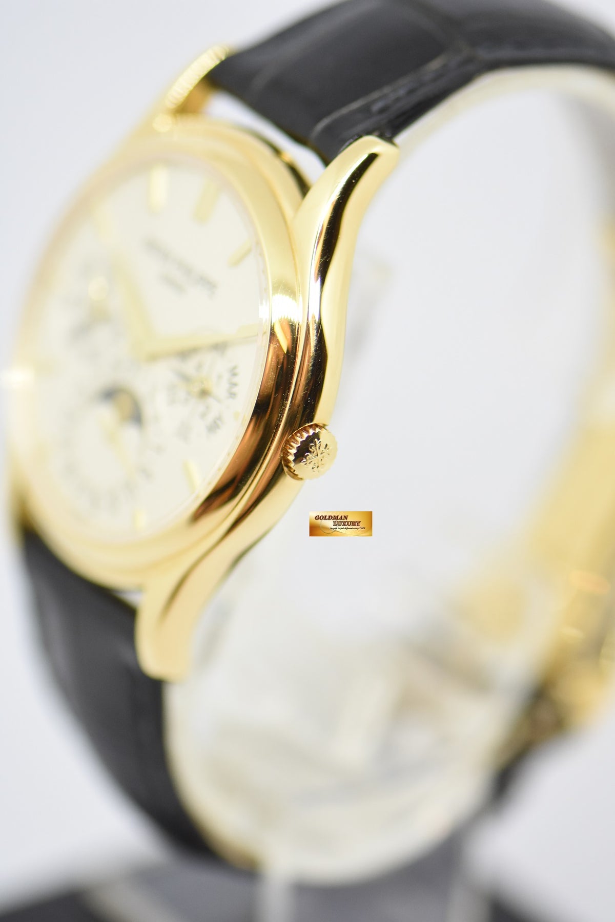 [SOLD] PATEK PHILIPPE PERPETUAL CALENDAR MOONPHASE 37mm 18K YELLOW GOLD 5140J (MINT)