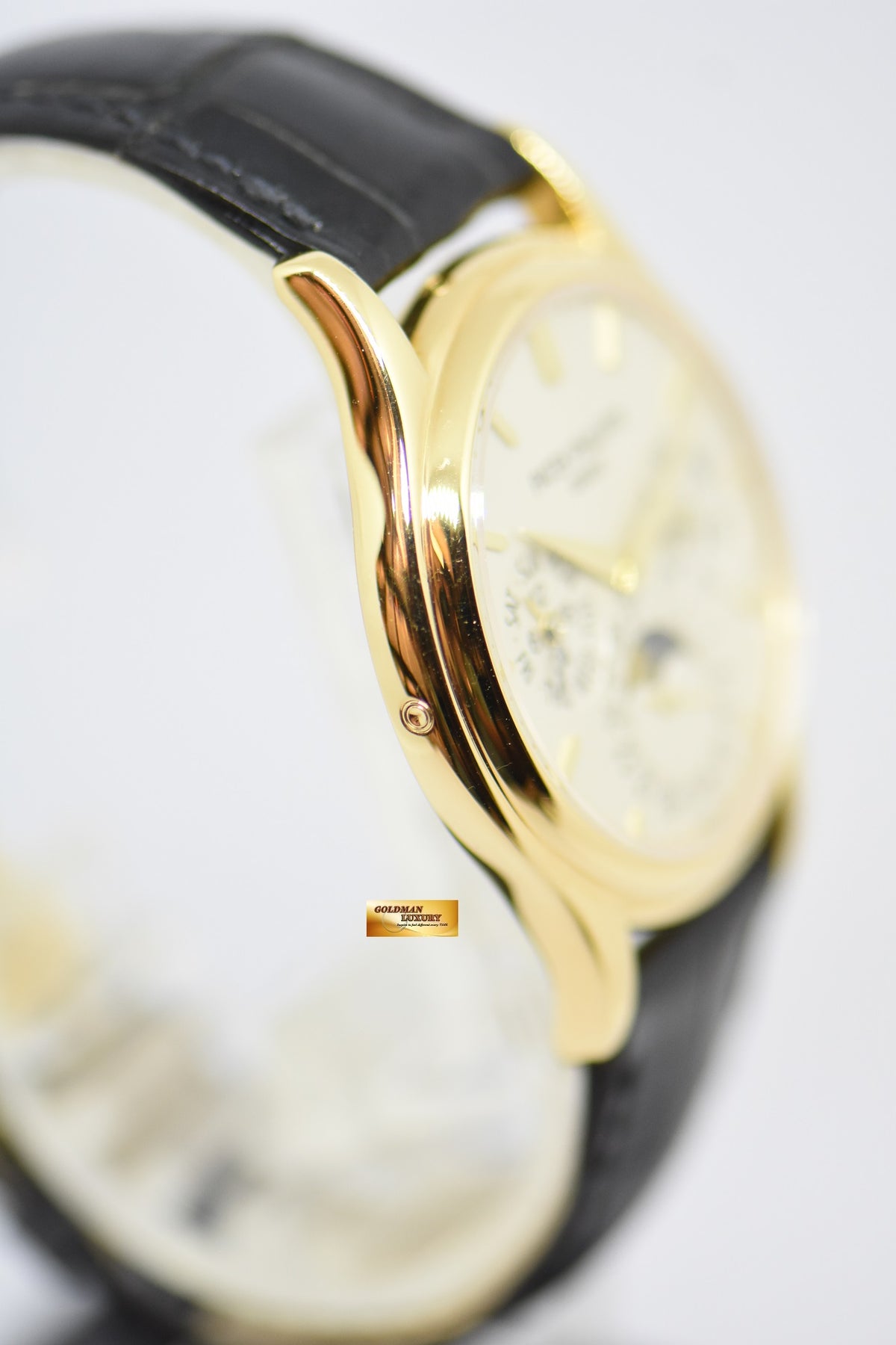 [SOLD] PATEK PHILIPPE PERPETUAL CALENDAR MOONPHASE 37mm 18K YELLOW GOLD 5140J (MINT)