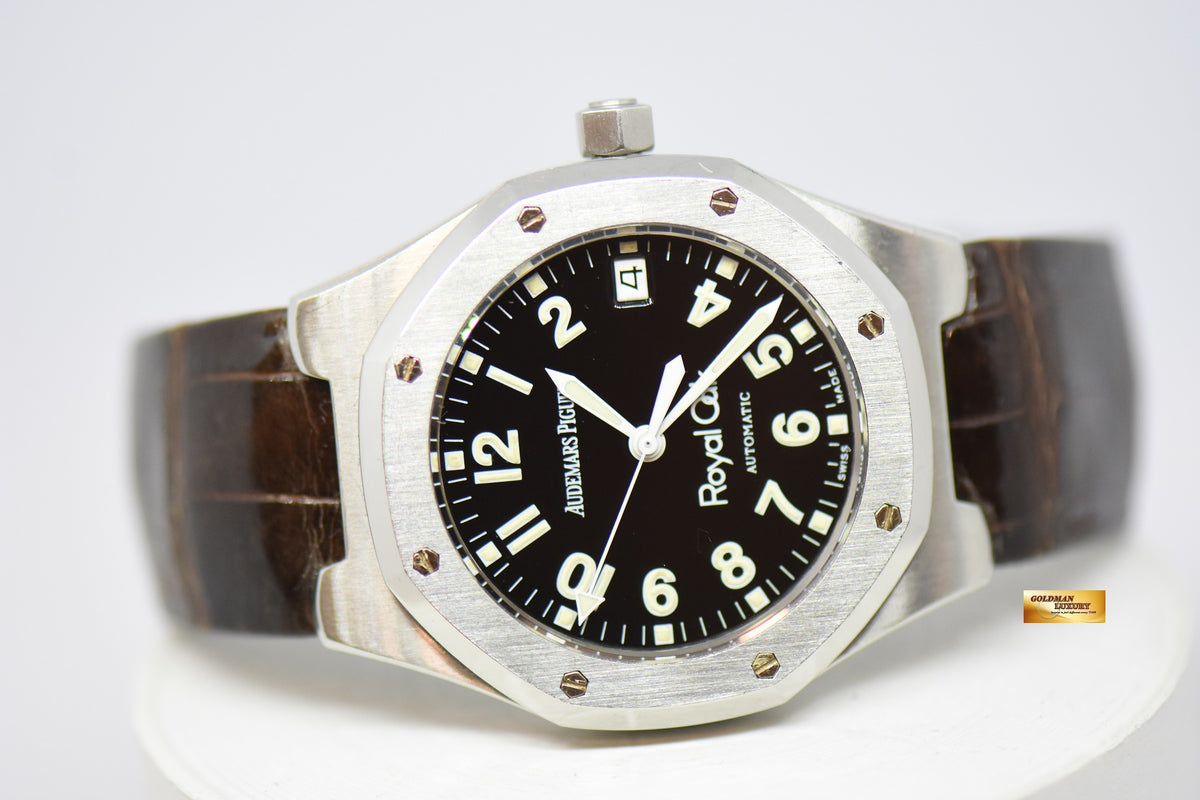 [SOLD] AUDEMARS PIGUET ROYAL OAK 36mm MILITARY DIAL IN LEATHER AUTOMATIC 14800ST (NEAR MINT)