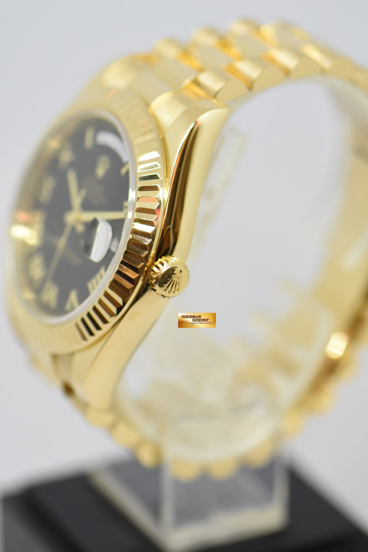 [SOLD] ROLEX OYSTER PERPETUAL DAY-DATE II 18K YELLOW GOLD 41mm PRESIDENT BRACELET BLACK DIAL AUTOMATIC 218238 (LNIB)