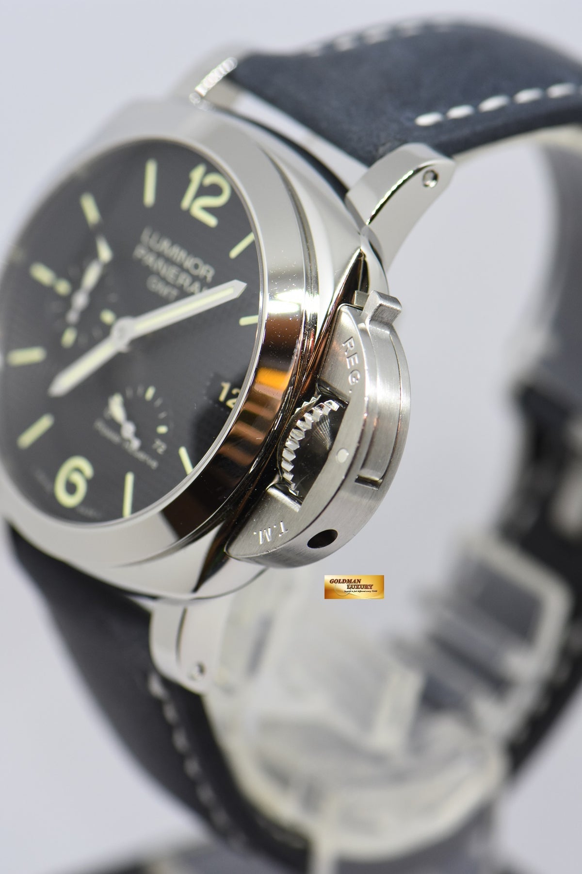 [SOLD] PANERAI LUMINOR 1950 42mm GMT POWER RESERVE P.9002 AUTOMATIC PAM 537 (MINT)