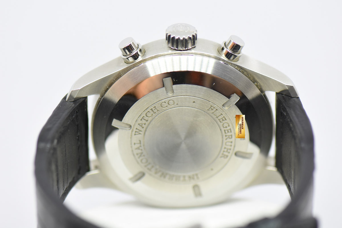 [SOLD] IWC PILOT CHRONOGRAPH 43mm DAY-DATE AUTOMATIC IW3777-01 (MINT)