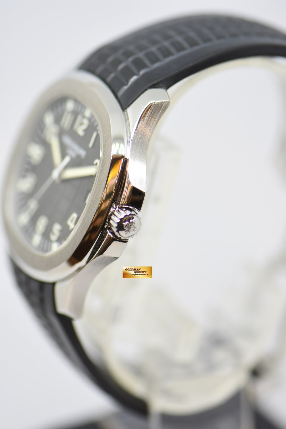 [SOLD] PATEK PHILIPPE AQUANAUT 40mm STEEL IN RUBBER 5167A AUTOMATIC (MINT)