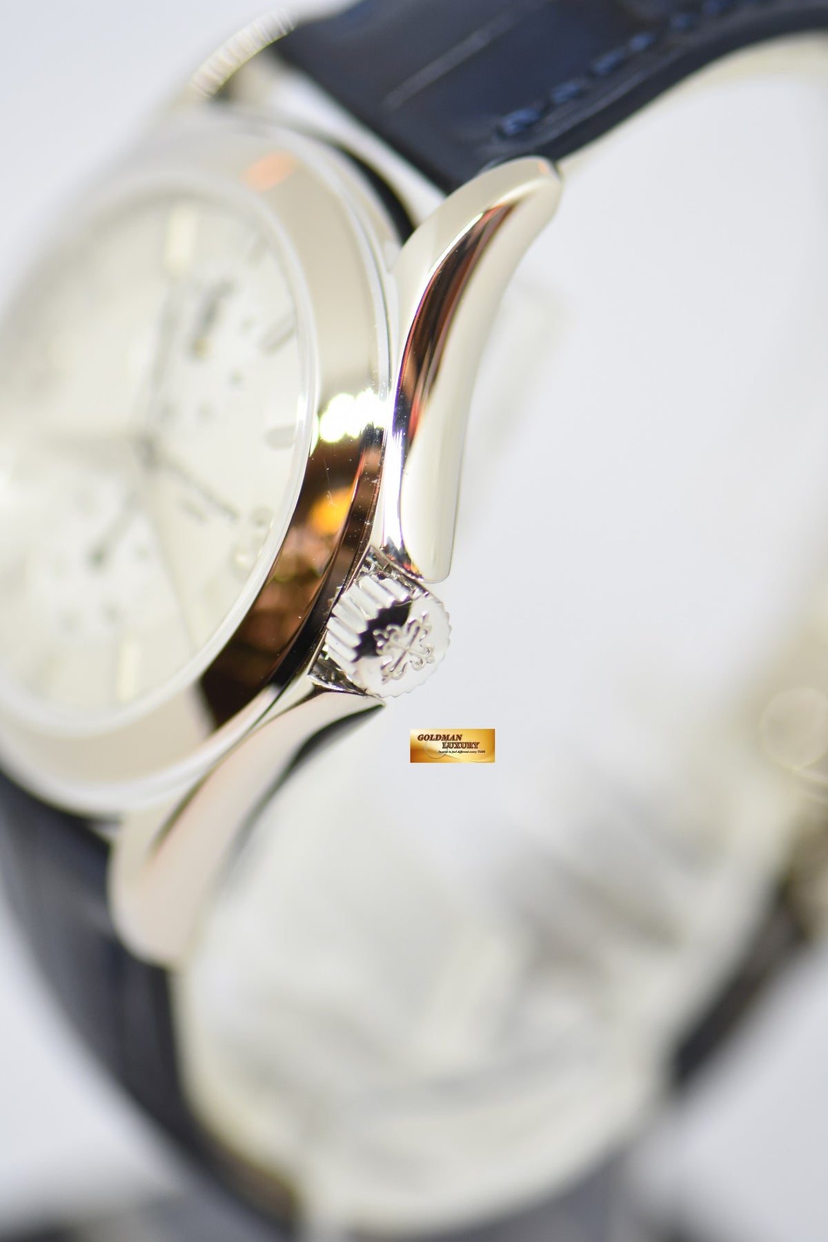 [SOLD] PATEK PHILIPPE TRAVEL TIME 37mm 18K WHITE GOLD MANUAL WINDING 5134G (MINT)