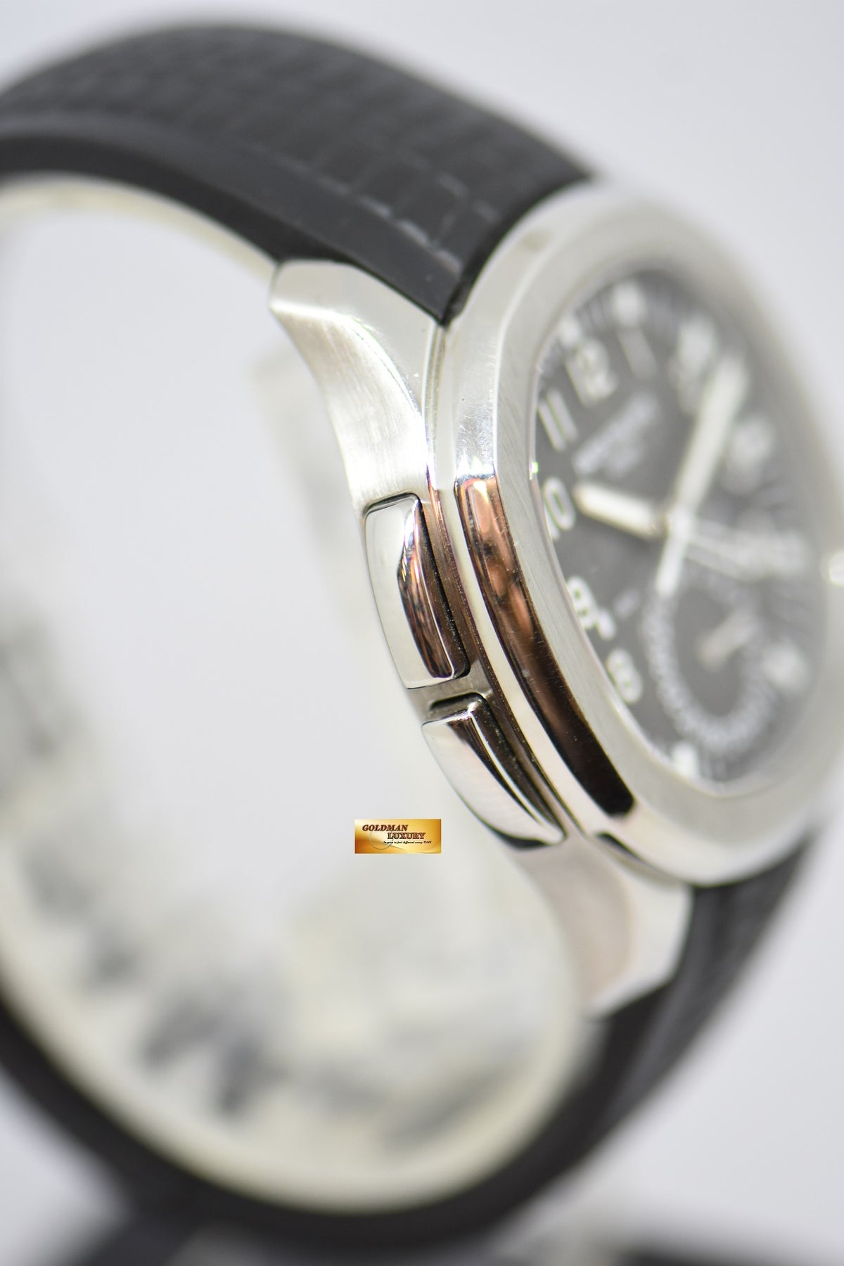 [SOLD] PATEK PHILIPPE AQUANAUT TRAVEL TIME 40mm STEEL IN RUBBER 5164A AUTOMATIC (MINT)