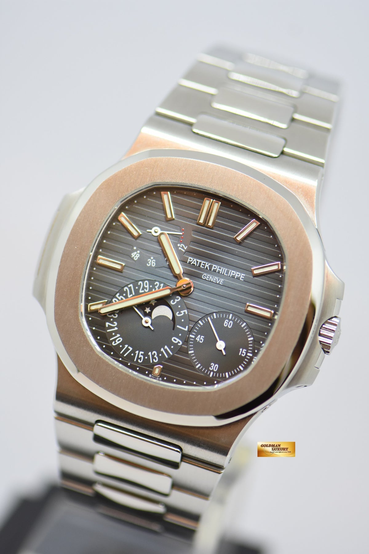 [SOLD] PATEK PHILIPPE NAUTILUS MOONPHASE POWER RESERVE IN STEEL 5712/1A (MINT)