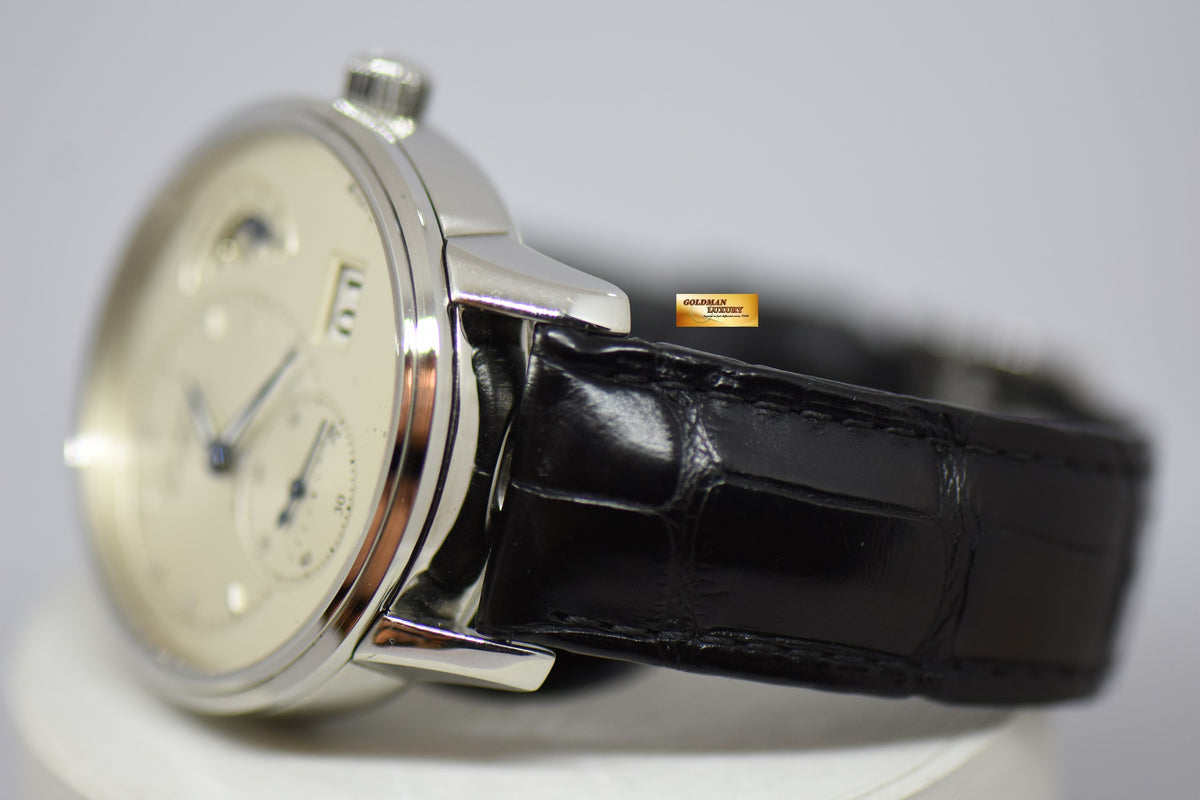 [SOLD] GLASHUTTE ORIGINAL PANOMATICLUNAR MOONPHASE 40mm AUTOMATIC (NEAR MINT)