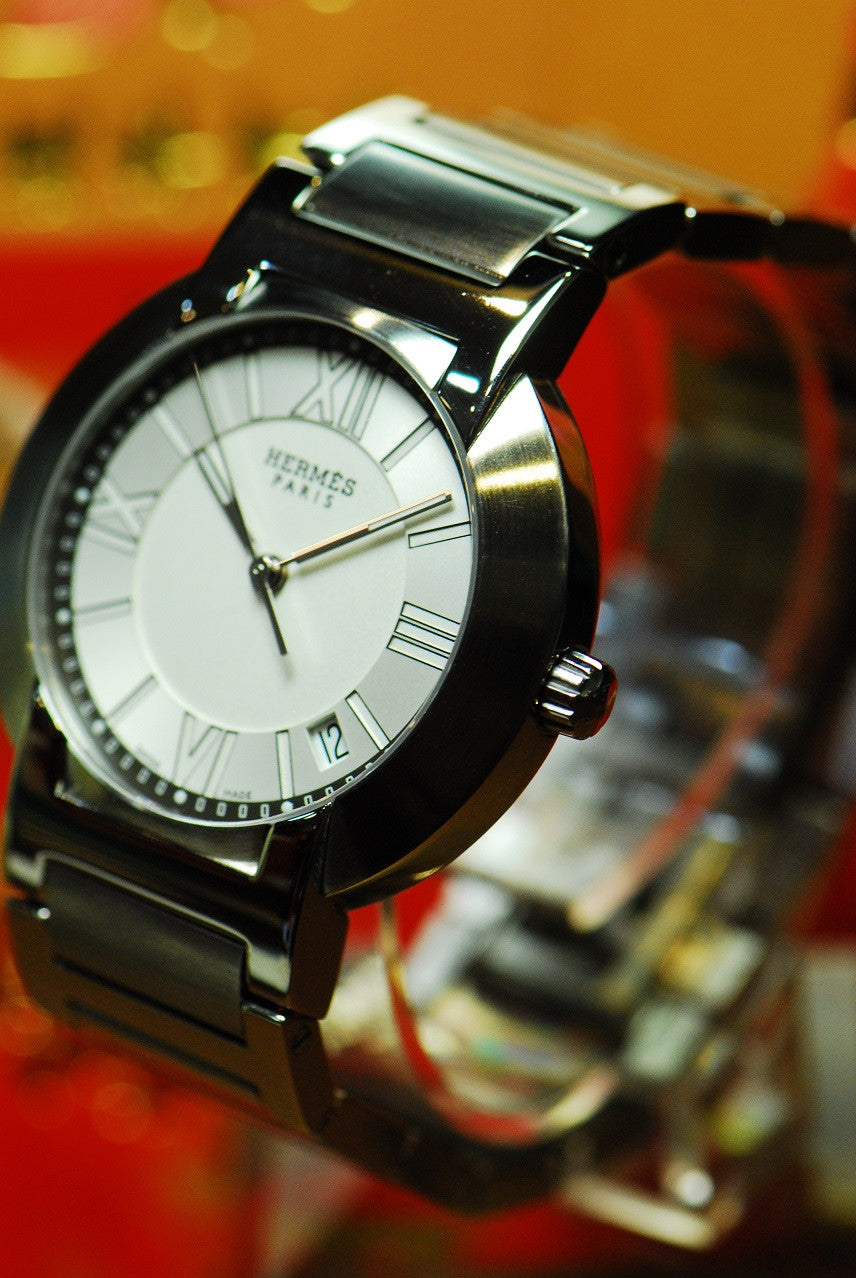 [SOLD] HERMES NOMADE MIDSIZE AUTO-QUARTZ (Mint)